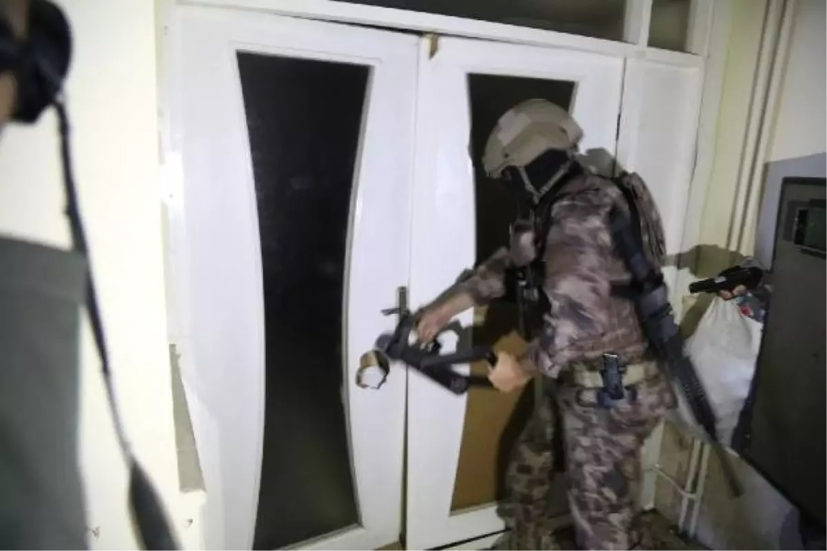 Bursa\'daki uyuşturucu operasyonunda 35 tutuklama