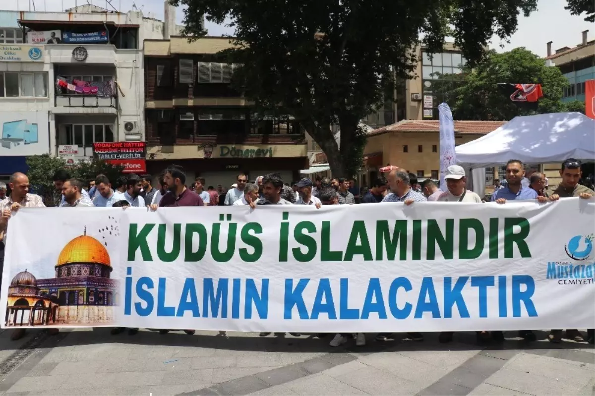 Dünya Kudüs Günü\'nde ABD ve İsrail protesto edildi