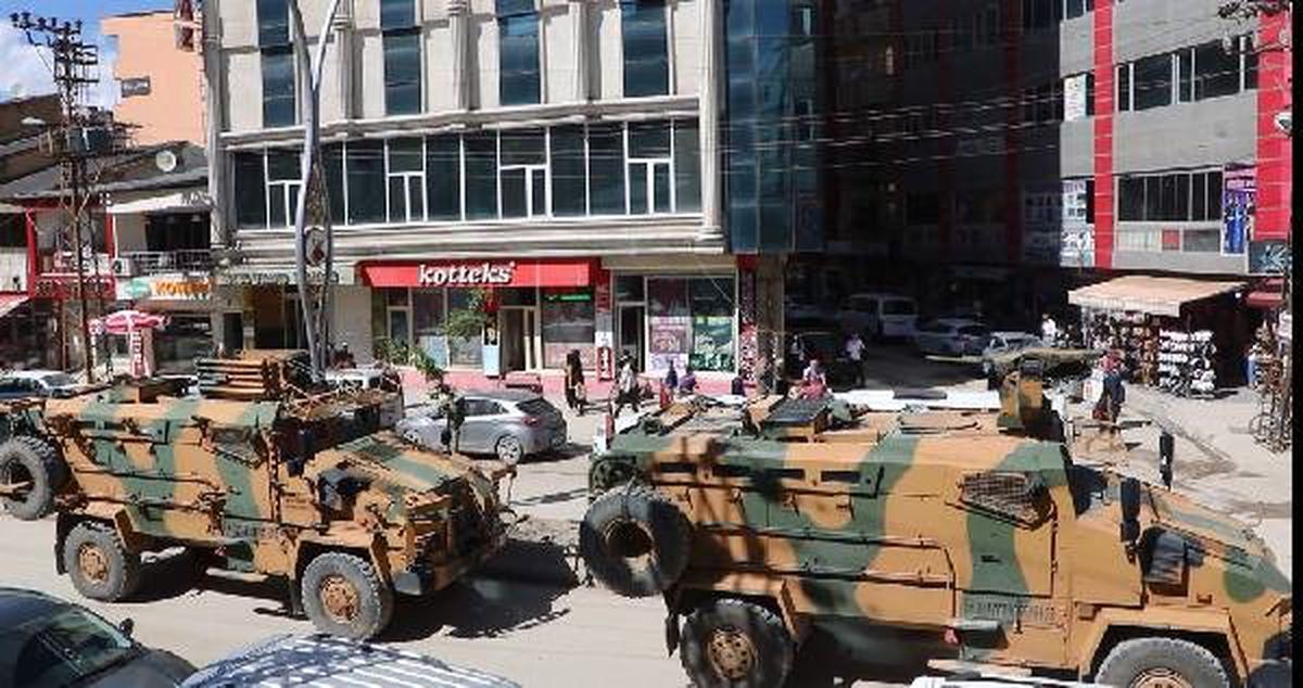 Irak sınırına asker sevkiyatı