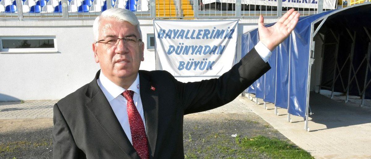 Şampiyonluk primi Umre ziyareti