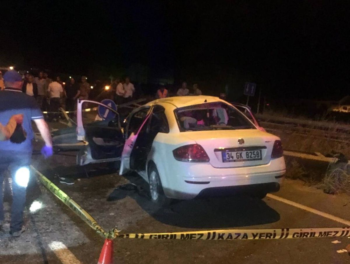 Şanlıurfa\'da trafik kazası: 1 ölü, 2 yaralı