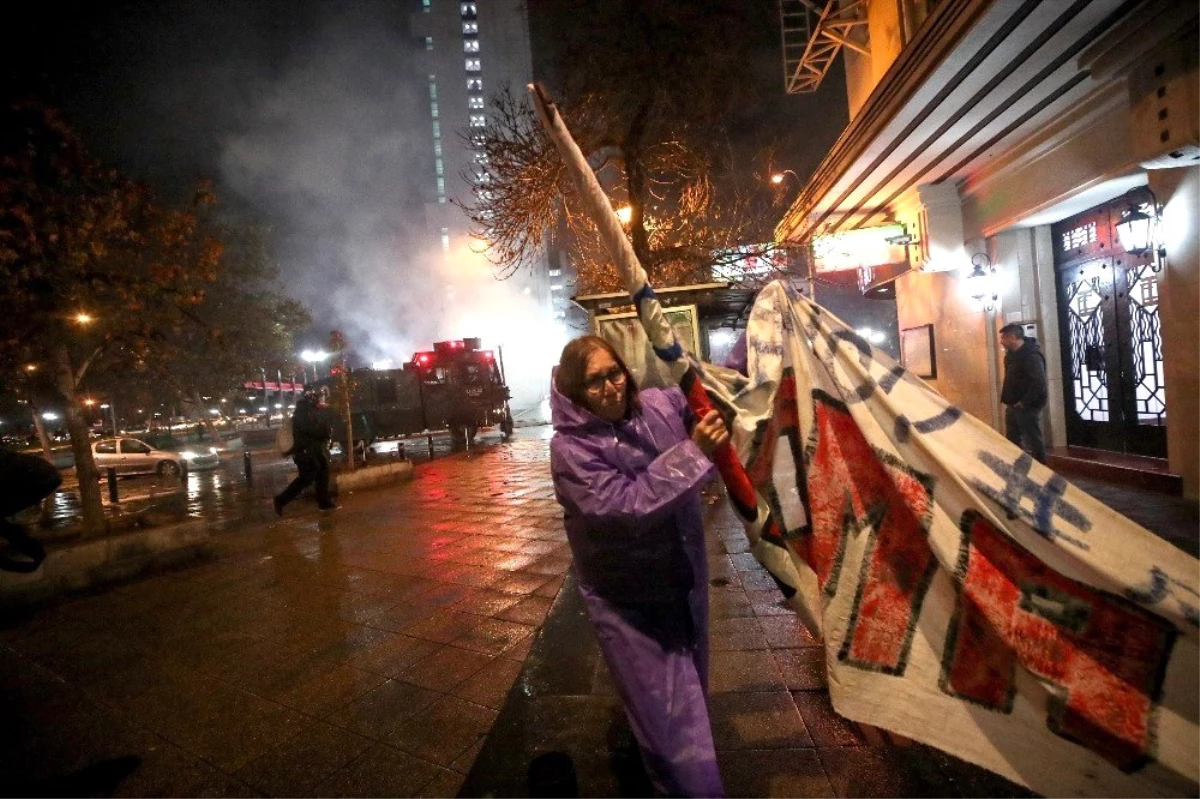 Şili\'de emeklilik reformu insanları sokağa döktü