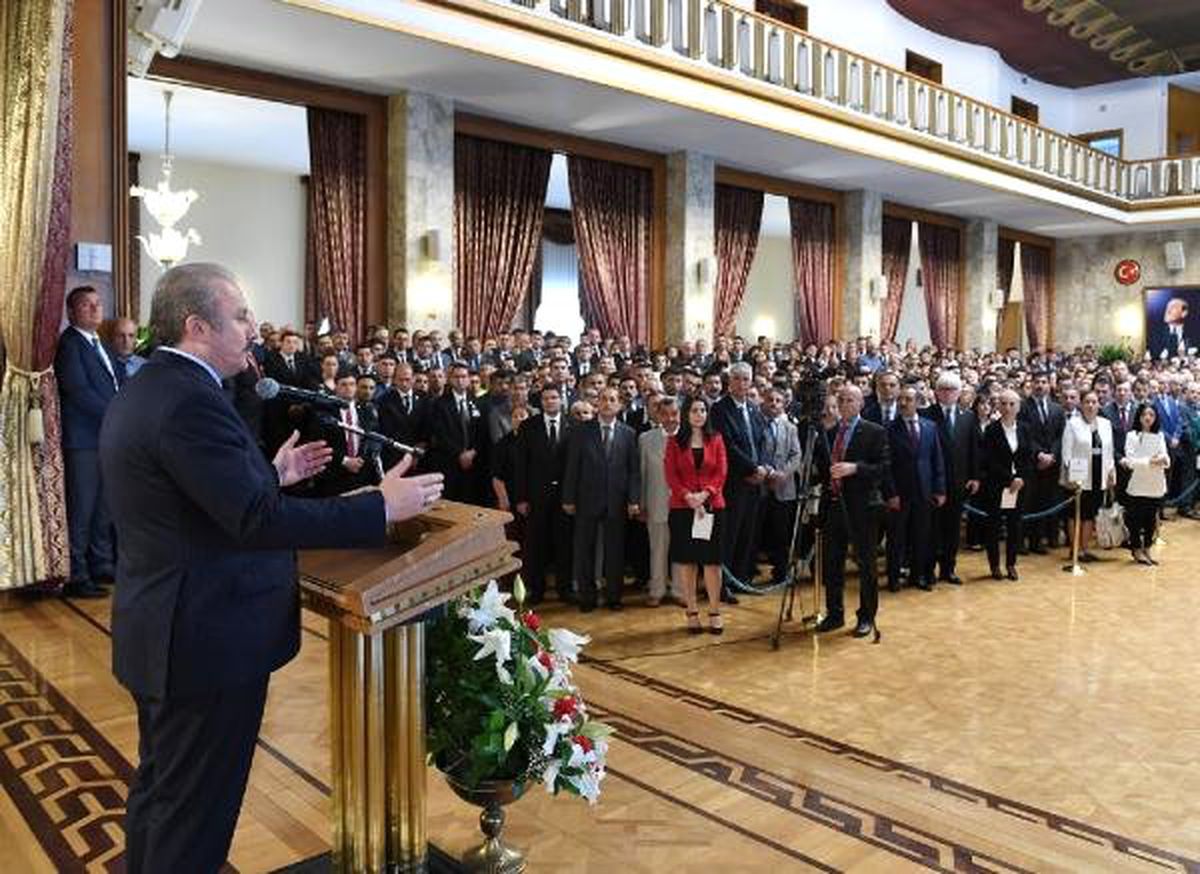 TBMM Başkanı Şentop: Gönül hoşnutluğu ile bayram geçiremiyoruz
