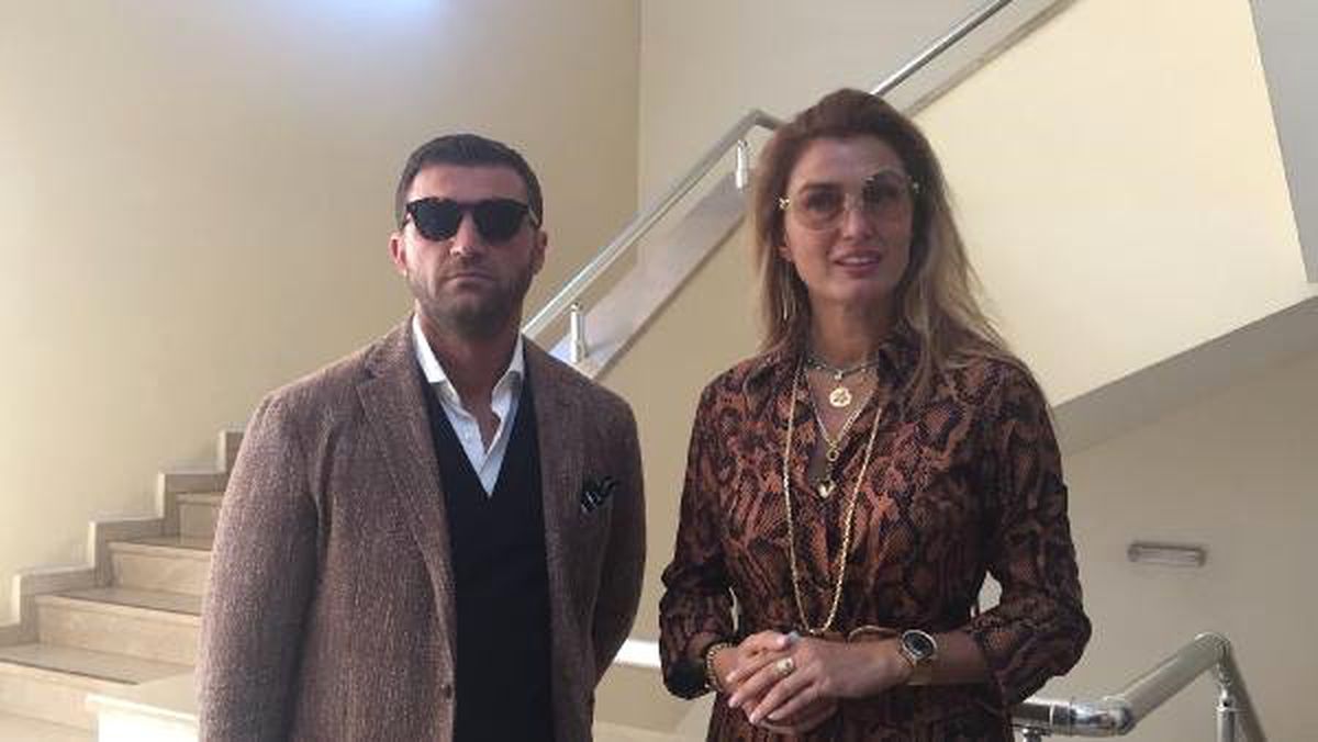 Tuğba Özay boşandı