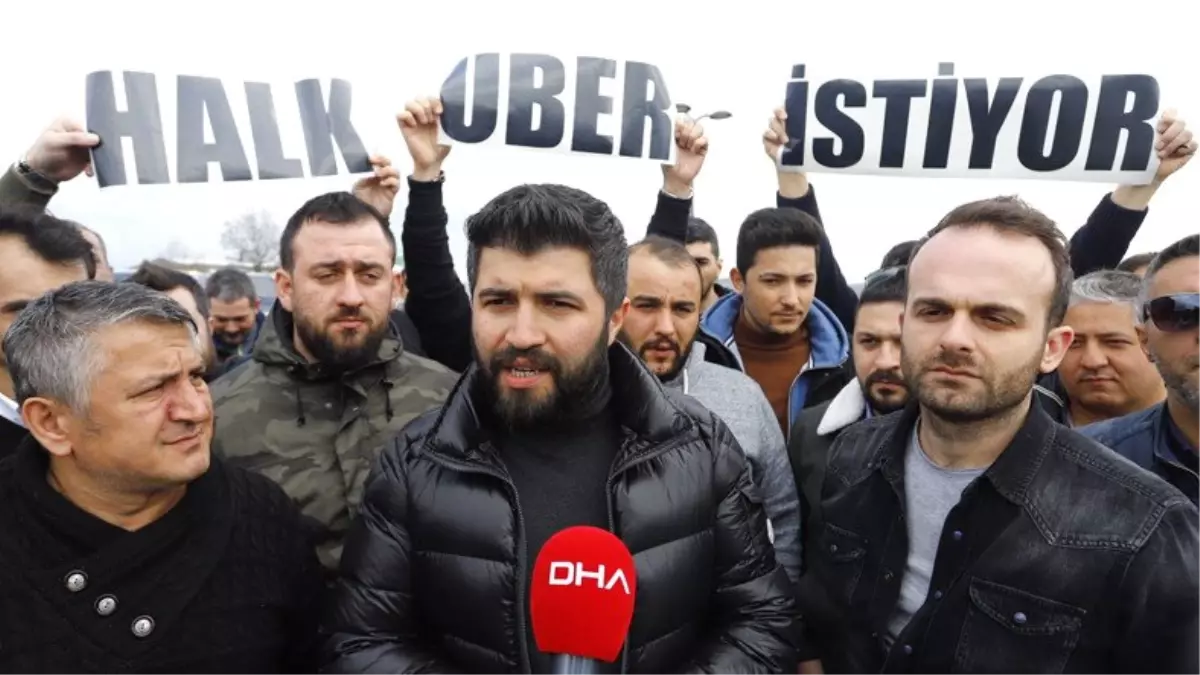 Uber Kararını Protesto Etmek İsteyen Uber Şoförleri Yenikapı\'da Toplandı