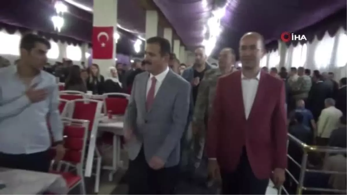 Vali Akbıyık, Yüksekova\'da iftar programına katıldı