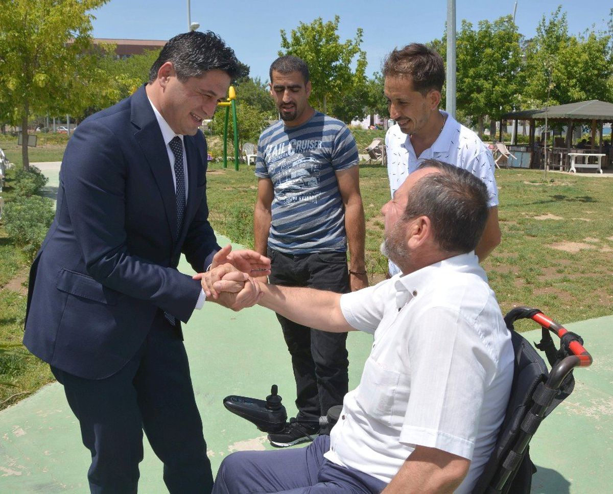 Aliağa\'da protokol, bayramın ilk günü bayramlaşacak