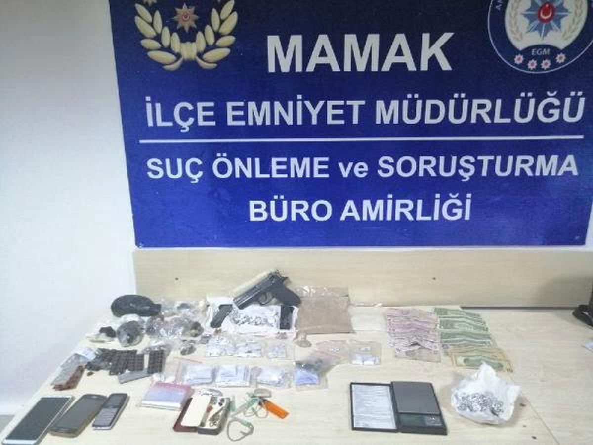 Ankara\'da uyuşturucu çetesine operasyon: 5 gözaltı