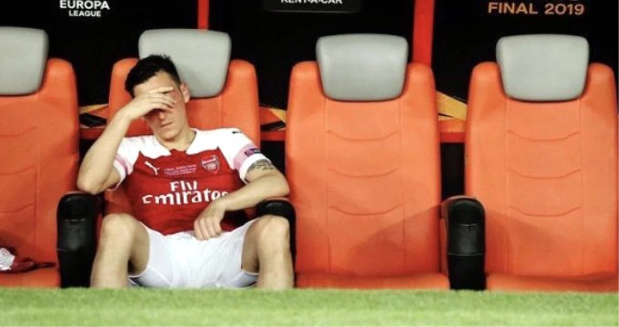 Arsenal\'de Mesut Özil depremi! Fatura ona kesildi