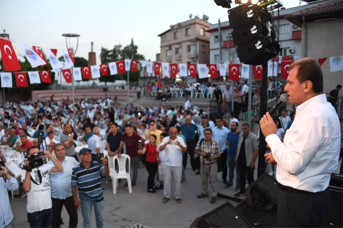 Başkan Seçer, iftarda Tarsuslularla buluştu