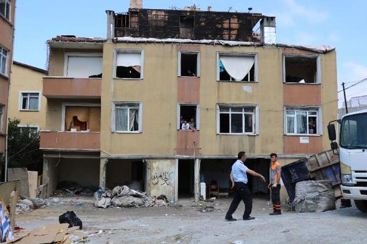 Kadıköy Fikirtepe\'de metruk binalarda yaşayanlar tahliye ediliyor