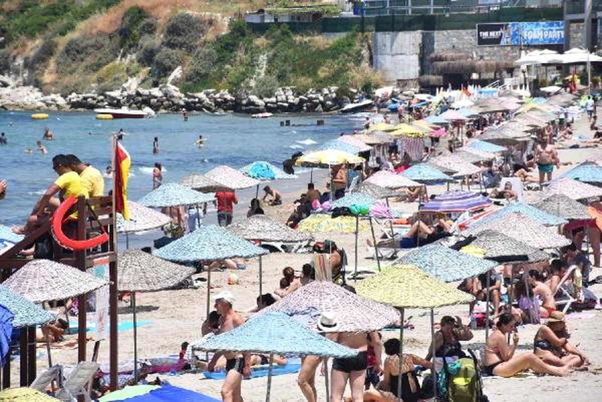 Kuşadası\'nda bayram hareketliliği