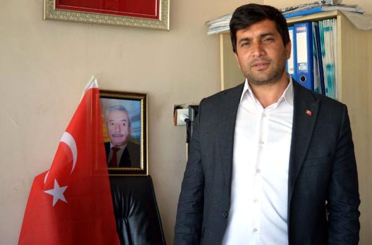Muhtar, ihtiyaç sahipleri için sebze meyve yetiştiriyor