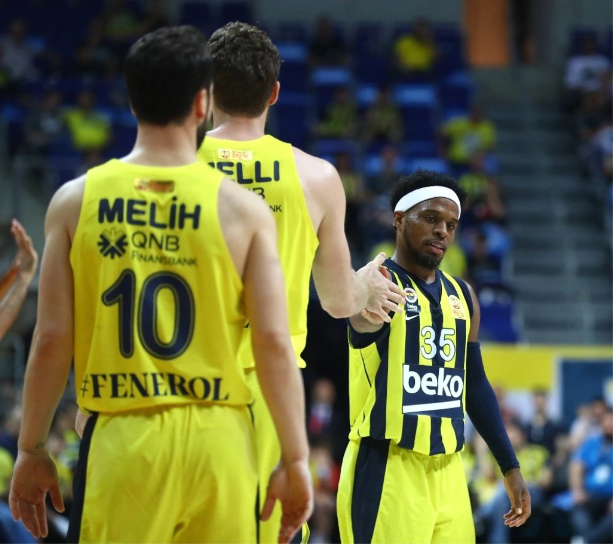 Tahincioğlu Basketbol Süper Ligi Play-off: Fenerbahçe Beko: 102 - Tofaş: 68