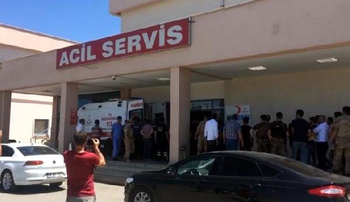 Türkiye-İran sınırında çatışma: 2 şehit, 5 yaralı (3)