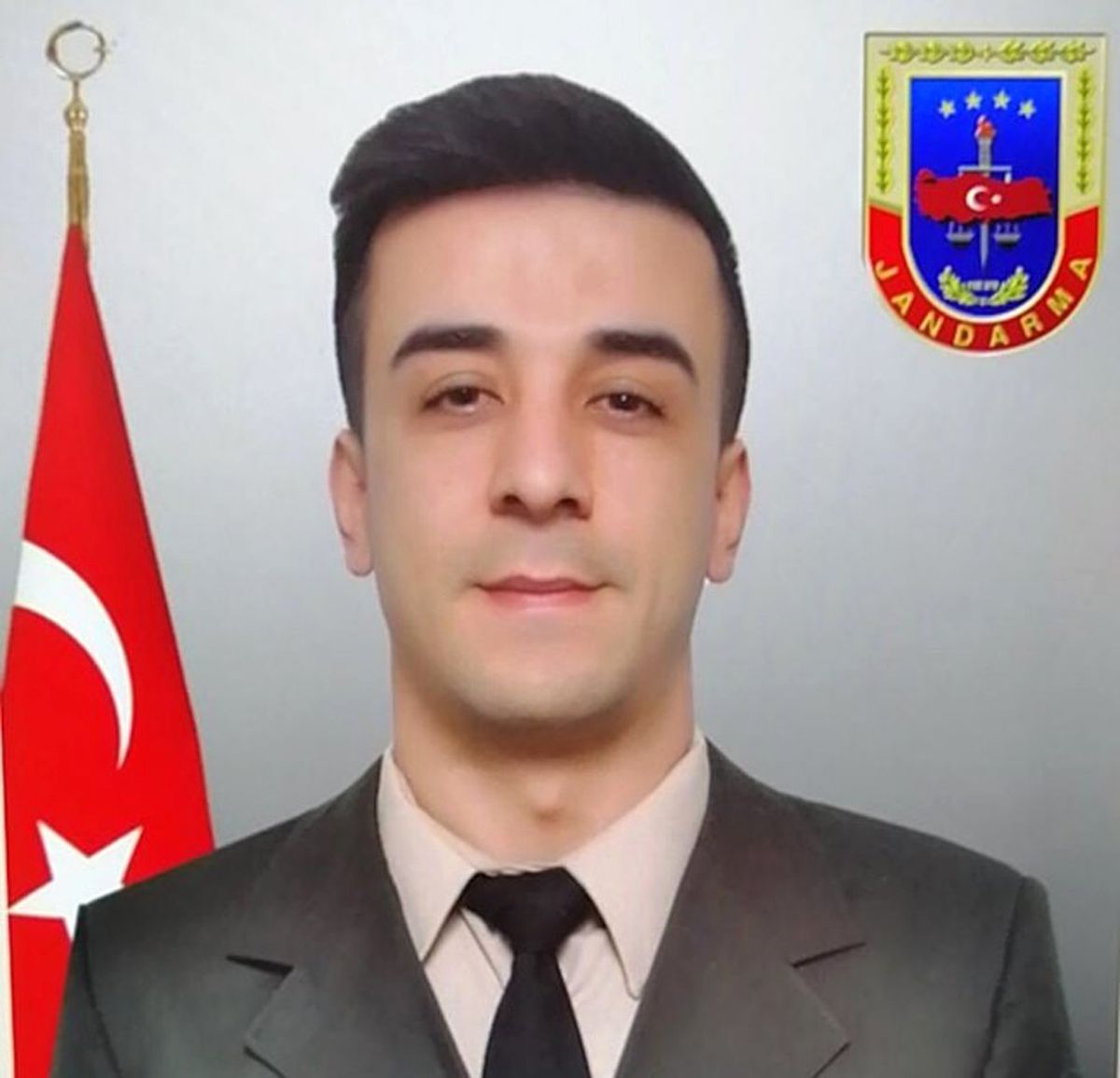 Van\'da 1 asker kaza kurşunuyla şehit oldu