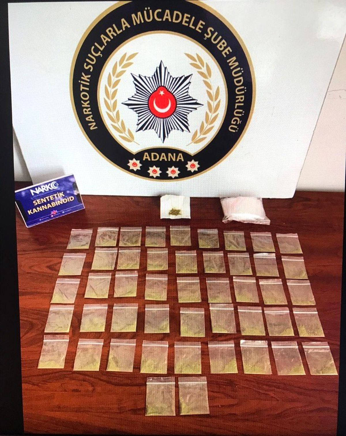 Adana\'da uyuşturucu operasyonu:3 kişi tutuklandı