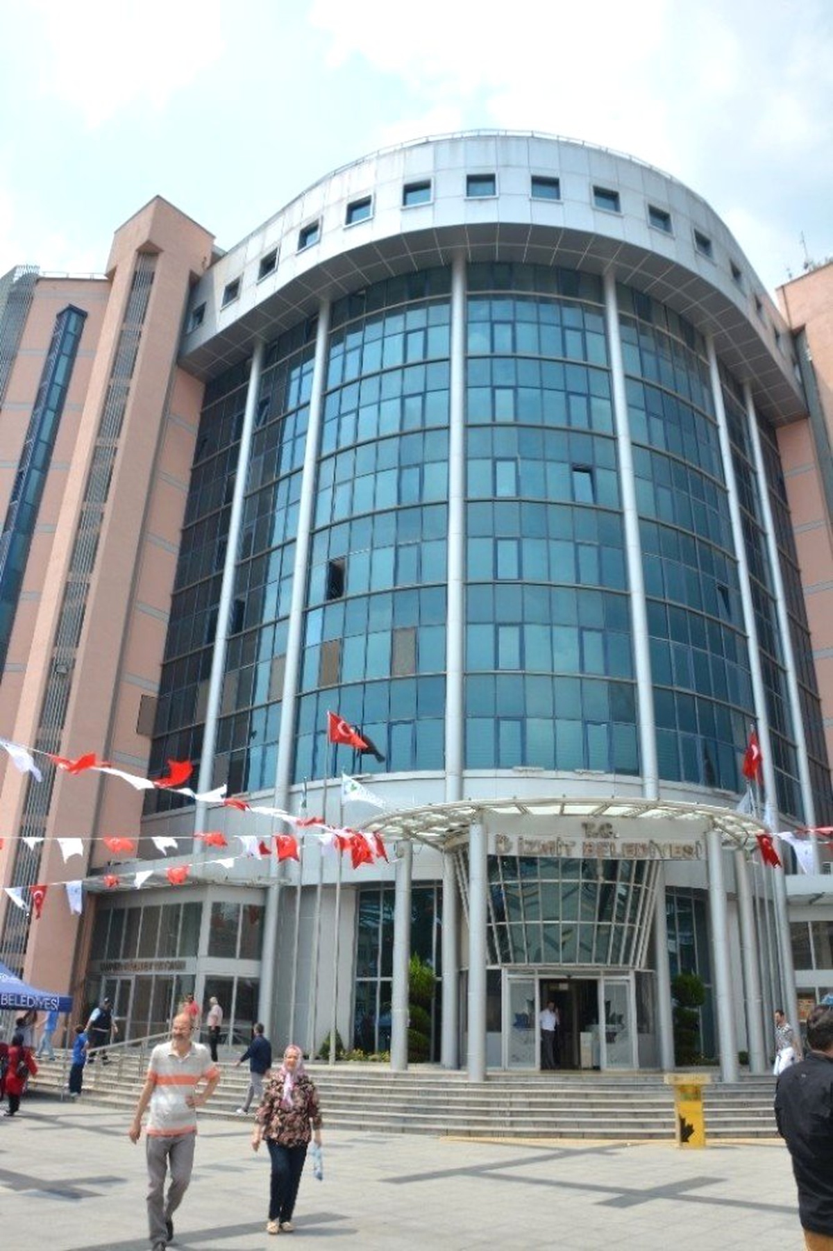 Başkan Hürriyet, vatandaşlarla bayramlaşacak
