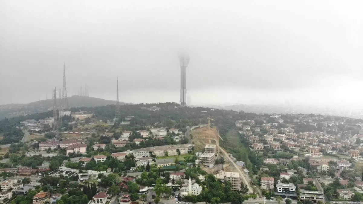 İstanbul\'da yüksek kesimlerde etkili olan sis havadan görüntülendi