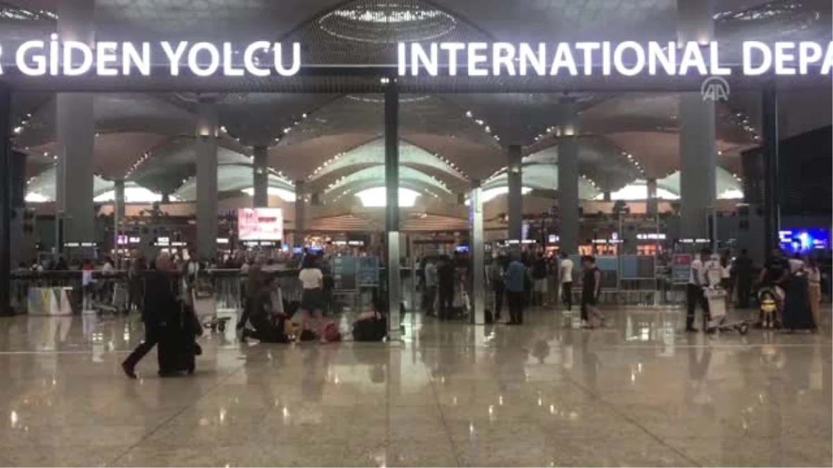 İstanbul Havalimanı\'nda 10 milyonuncu yolcu için sürpriz etkinlik - İSTANBUL