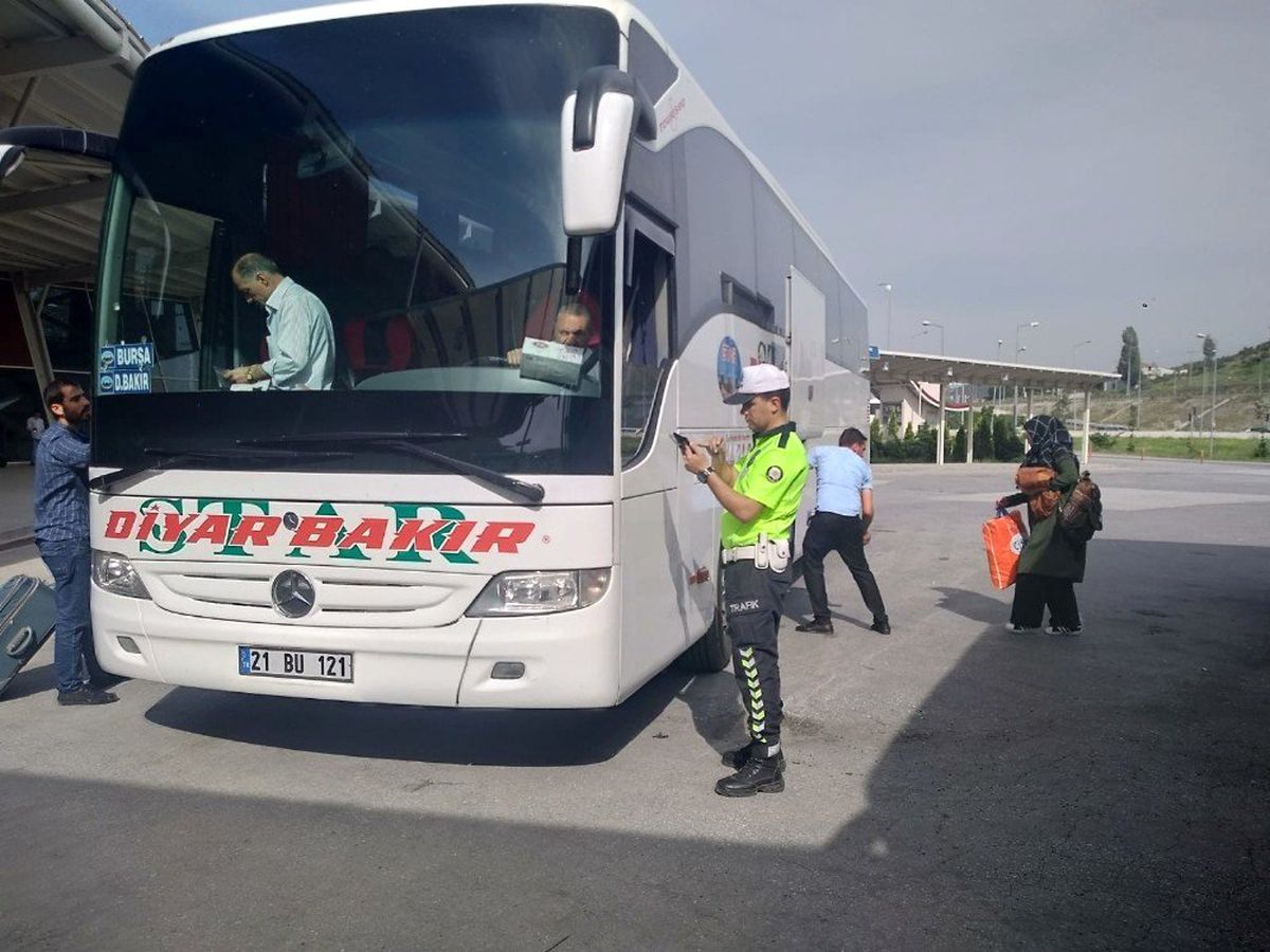 Şehirlerarası yolcu otobüsleri denetleniyor