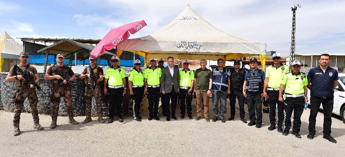 Vali Gül, trafik tedbirlerini yerinde denetledi