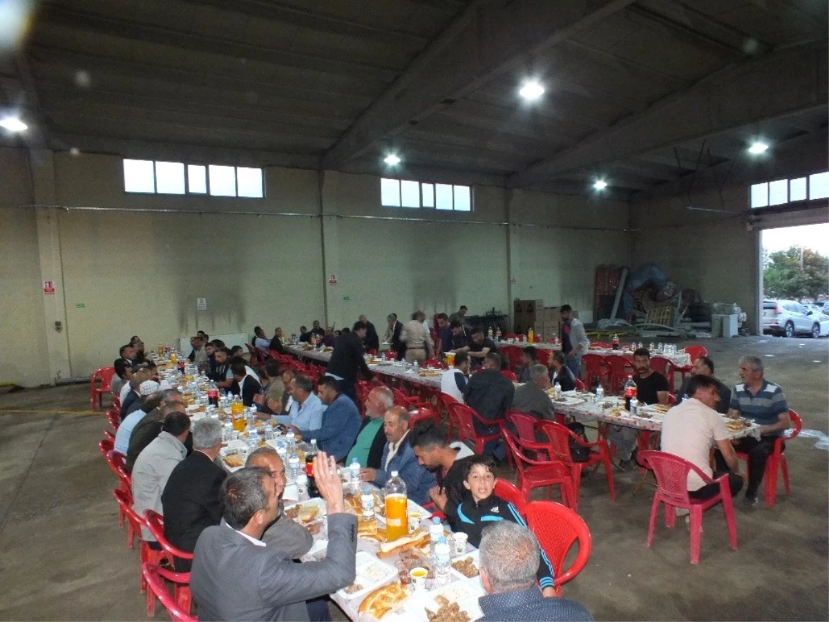 Başkan Altın\'dan personeline iftar yemeği