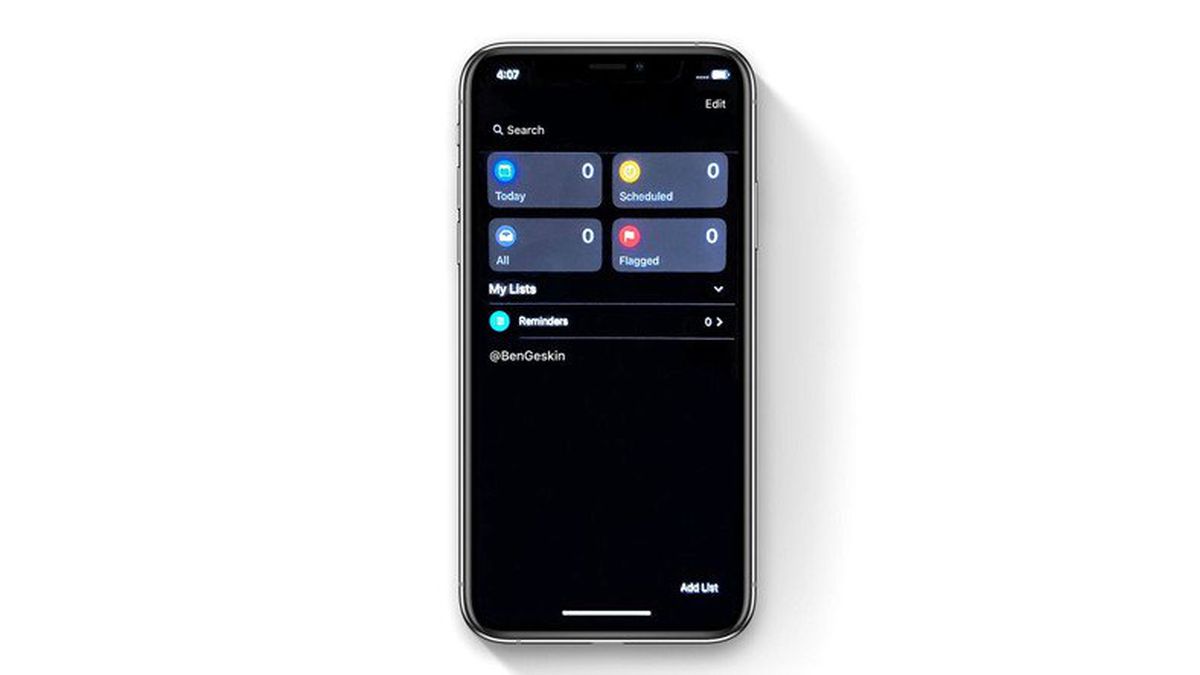 iOS 13\'ün Karanlık Modunun Ekran Görüntüsü Paylaşıldı