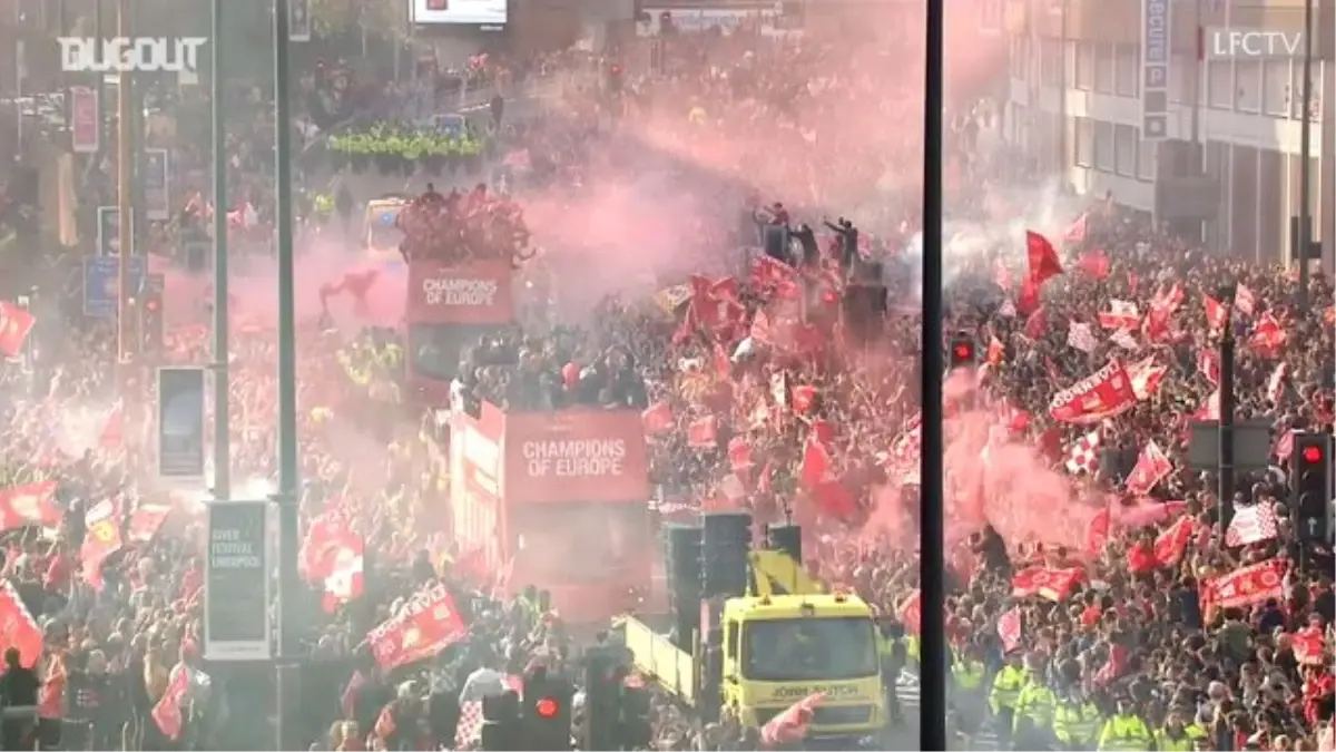 Liverpool FC Şampiyonlar Ligi Galipleri Kupası Parade