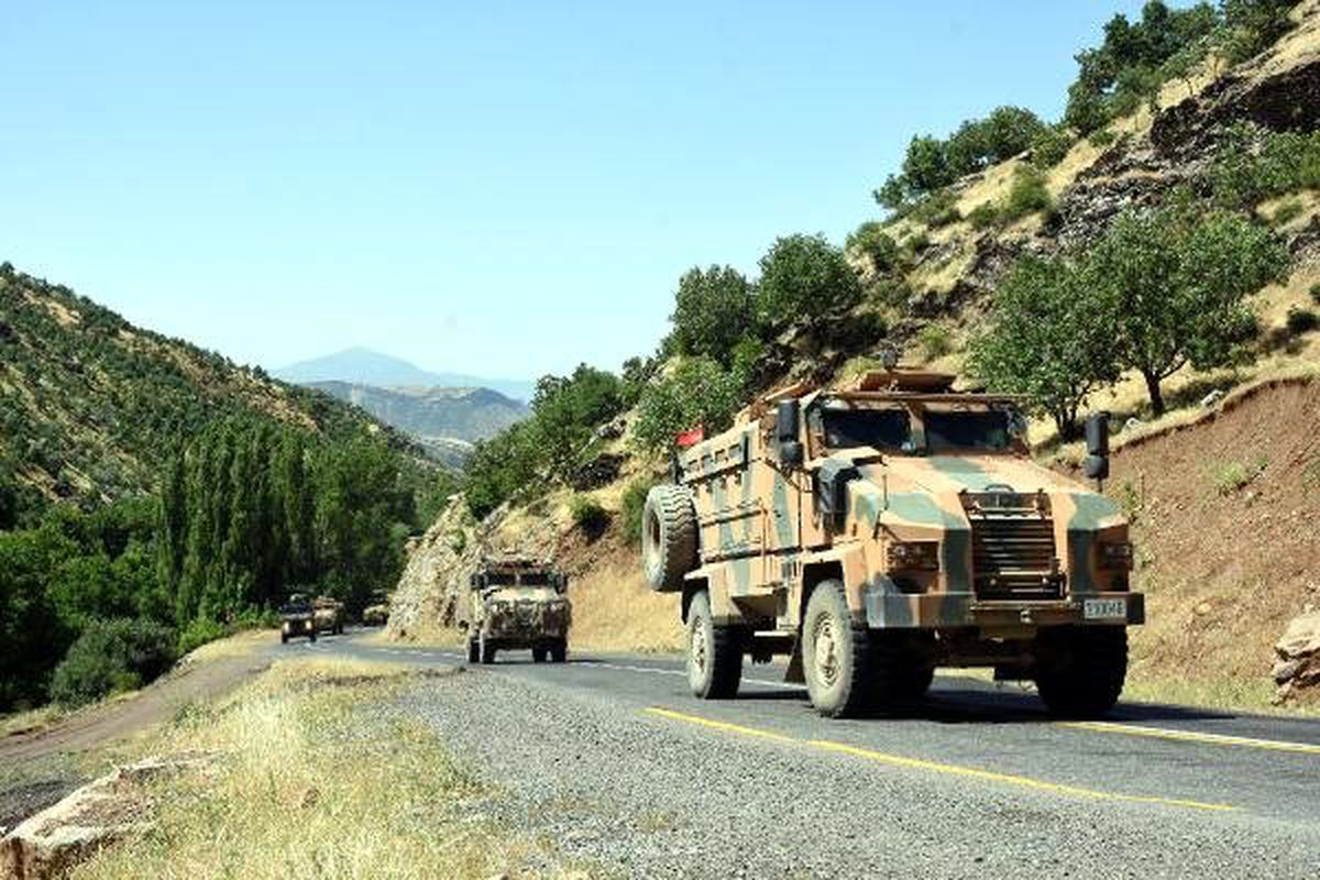 \'Pençe Harekâtı\'nda askeri sevkiyat sürüyor