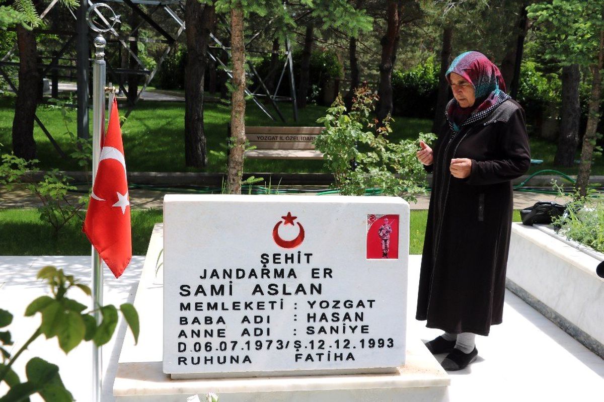 Yozgat şehitliğinde hüzünlü bayram arifesi