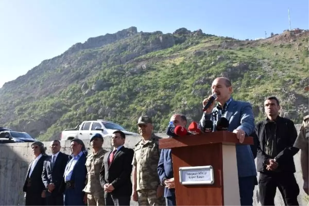 Bakan Soylu, Kato\'da Mehmetçikle bayramlaştı (3)