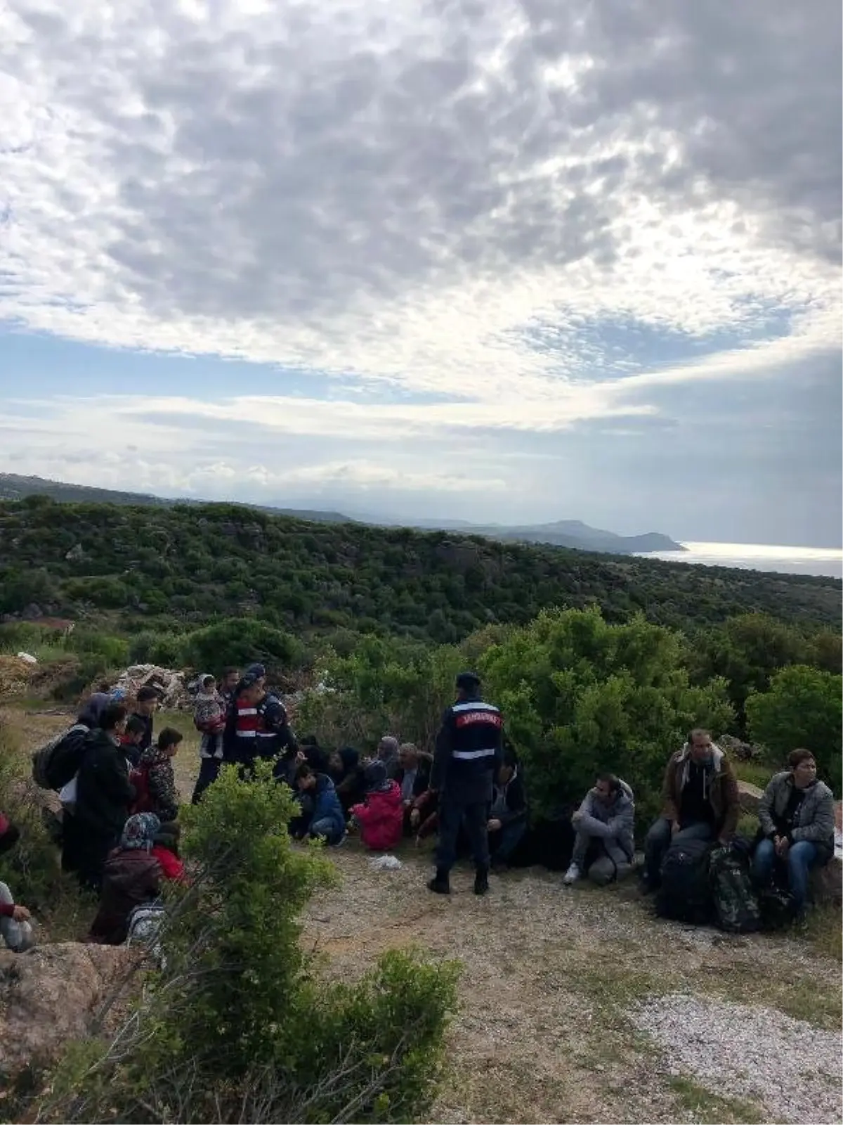 Çanakkale\'de 22 kaçak, 3 organizatör yakalandı