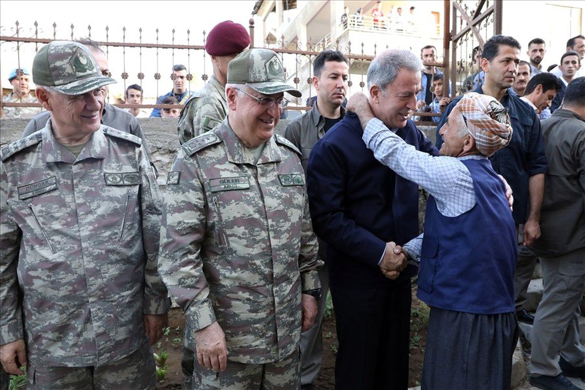 Cumhurbaşkanı Erdoğan, Pençe Harekatı\'na katılan Mehmetçiğe seslendi