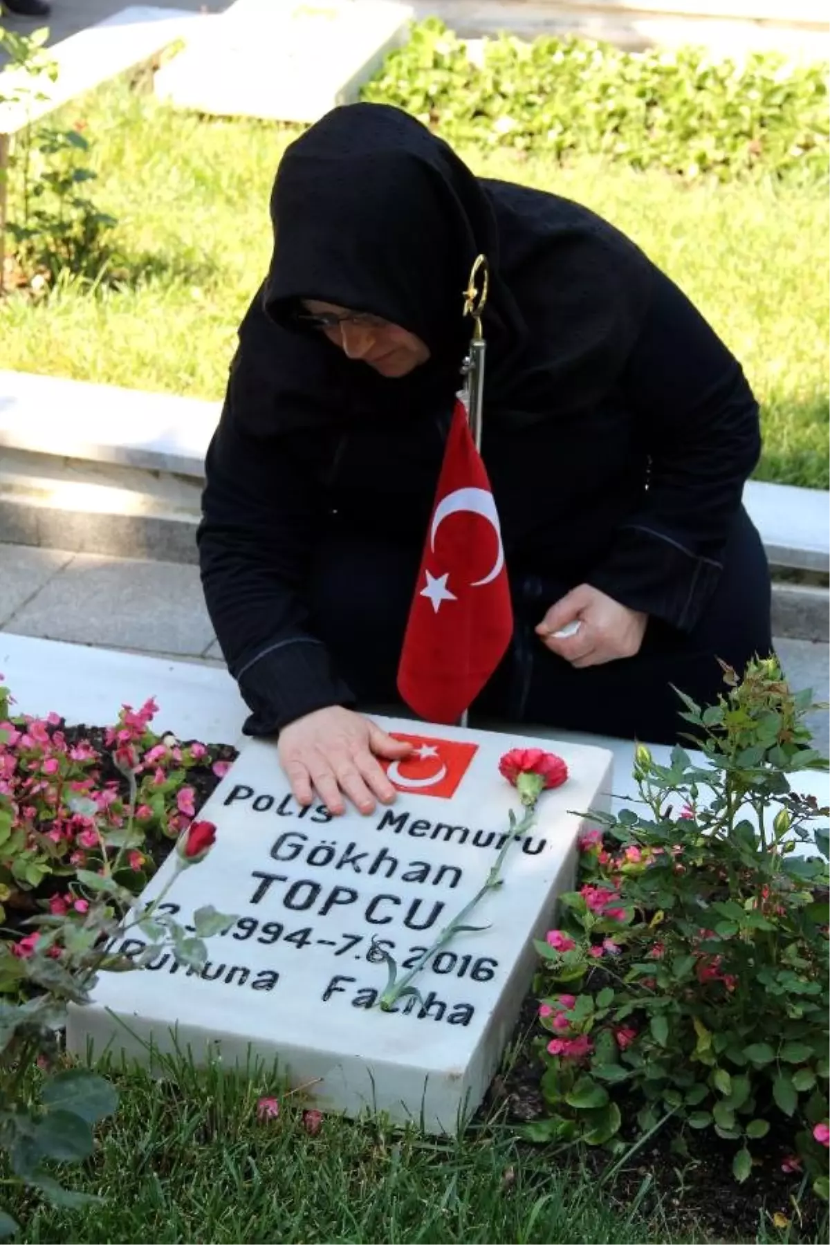 Edirnekapı Şehitliği\'nde hüzünlü bayram