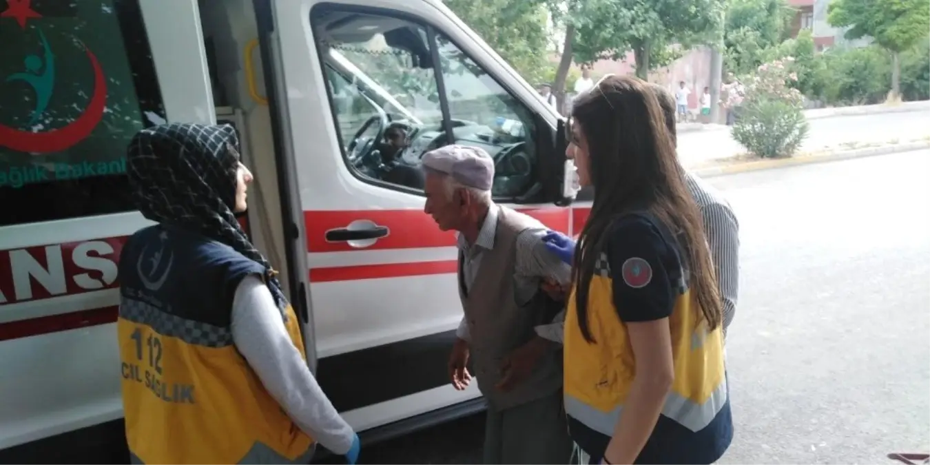 Yaşlı adamların sopalı kavgasında 1 kişi yaralandı