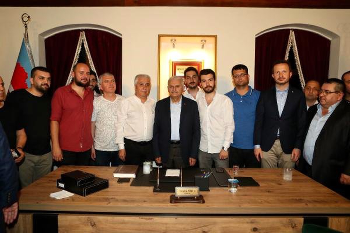 Yıldırım\'dan Manav Türklerine ziyaret