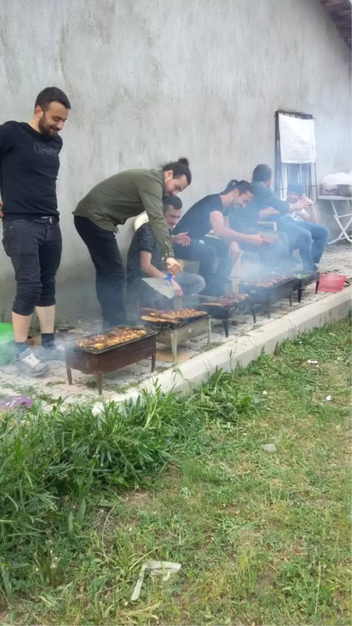 Dönerdere mahallesinde mangal etkinliği