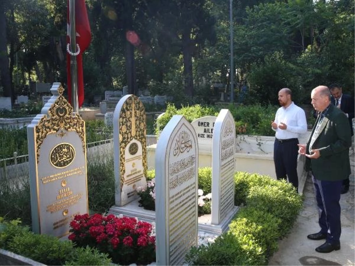 Erdoğan Erol Olçok ve oğlunun mezarına ziyaret etti