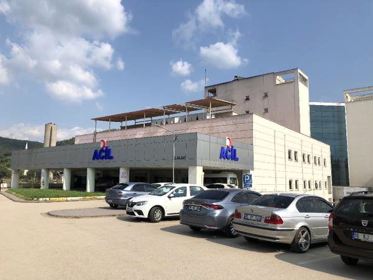 Orhaneli\'nde 50 kişi, zehirlenme şüphesiyle hastaneye başvurdu