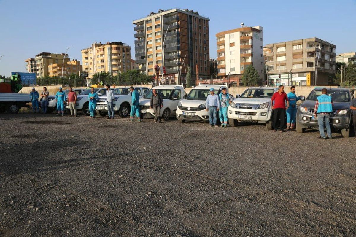 Başkan Kuş ilaçlama birimi ekibiyle buluştu
