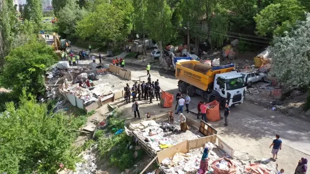 Cankaya Sirindere Vadisi Nde 30 Ton Atik Temizlendi Son Dakika