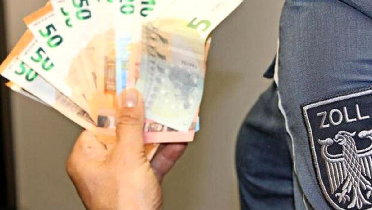Cebinde 11 bin 500 Euro\'su ile Türkiye\'ye uçamadı
