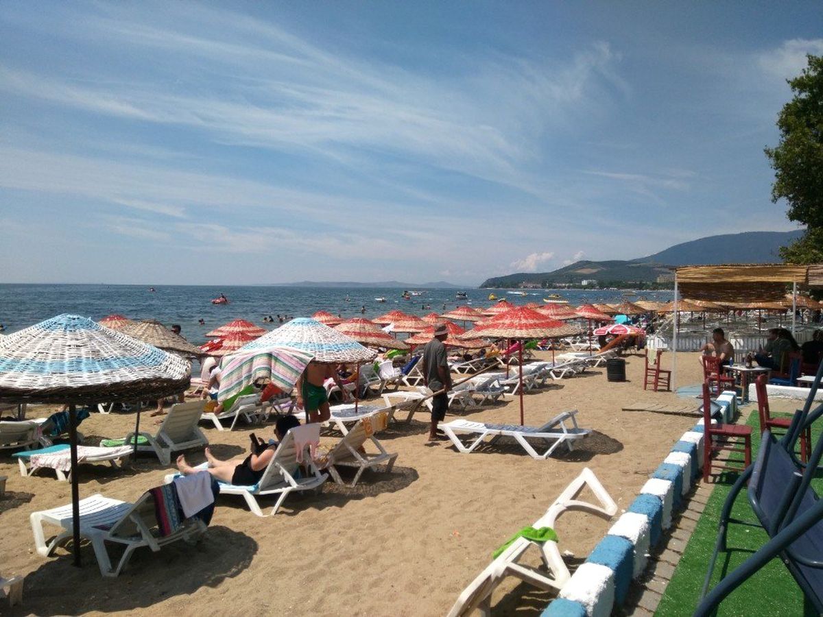 Erdek\'e bayramda ziyaretçi akını
