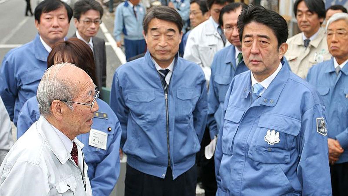 Japonya Sağlık Bakanı: Kadınların işe topuklu ayakkabıyla gitmeleri \'uygun\' ve \'gerekli\'