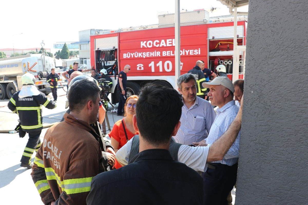 Kocaeli\'de 5 işçinin öldüğü yangınla ilgili soruşturma başlatıldı