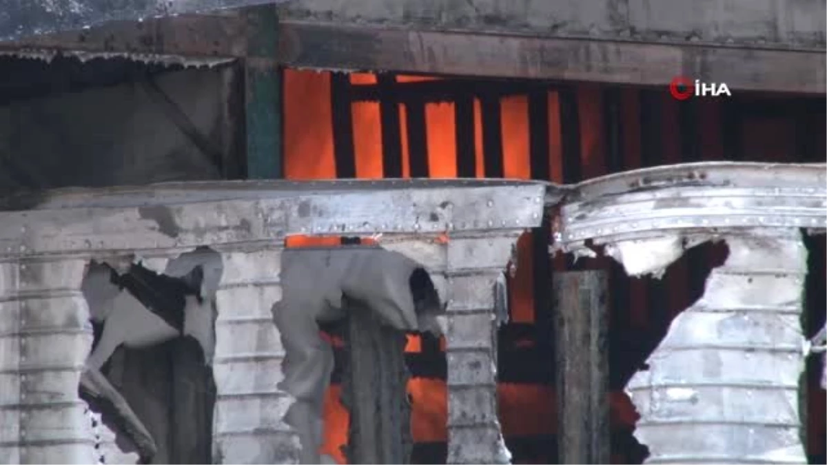 Kocaeli\'deki fabrika yangını: 5 ölü