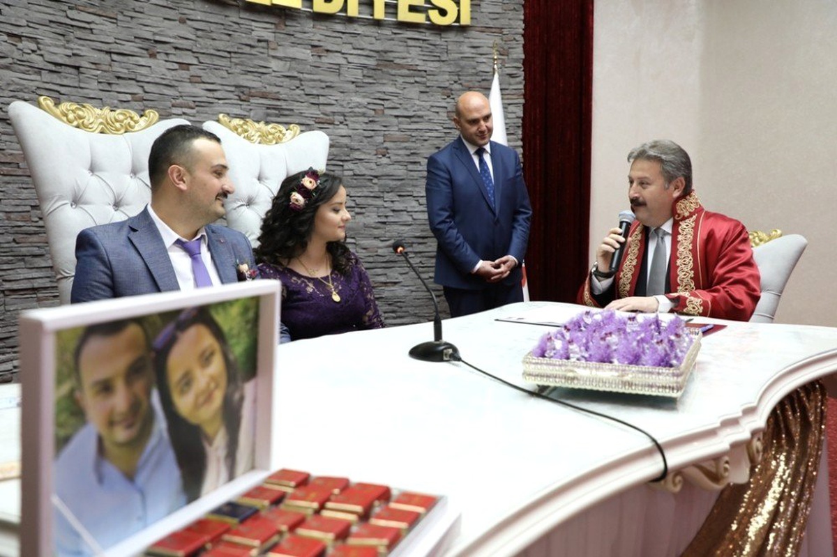 Melikgazi Belediye Başkanı Dr. Mustafa Palancıoğlu: "5 ayrı nikah solunumuz ile bayram sonrası...