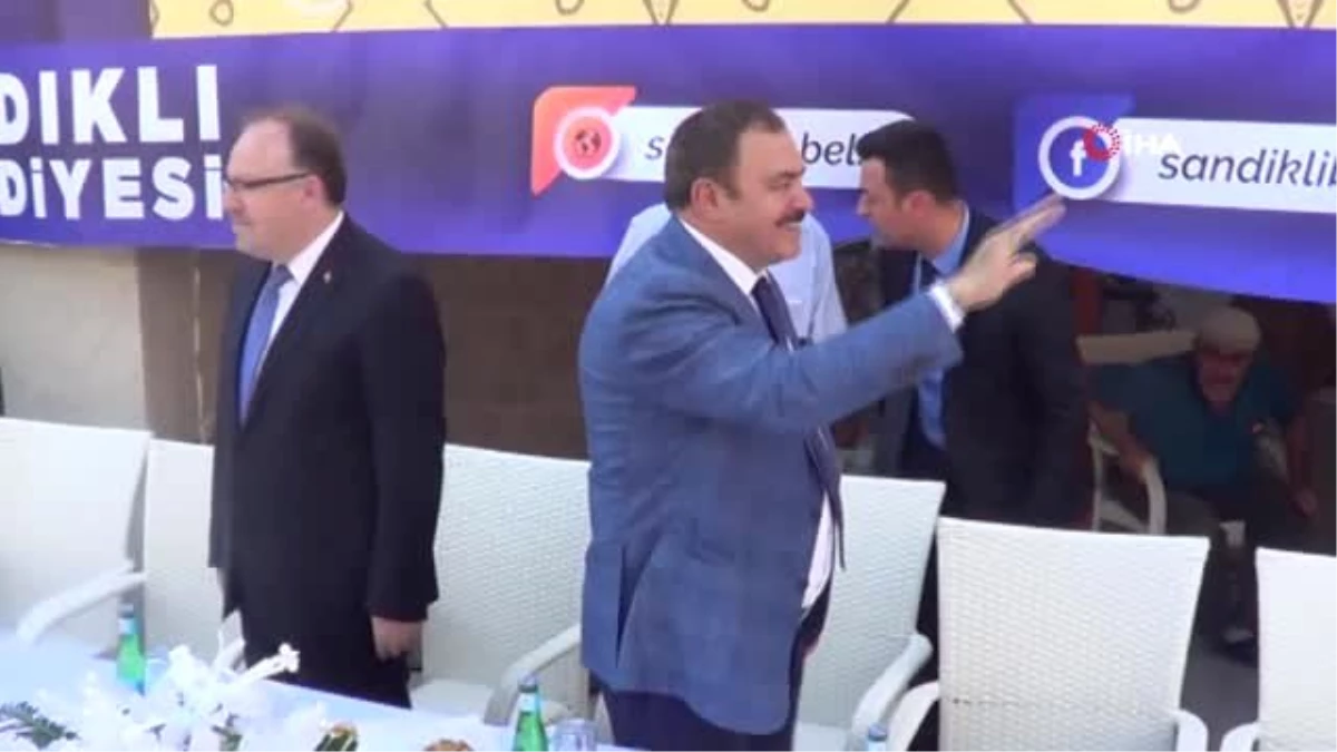 Sandıklı\'da Cumhurbaşkanlığı Irak Özel Temsilcisi Veysel Eroğlu\'nun katılımı ile bayramlaşma...