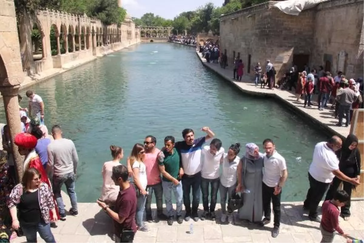 Şanlıurfa, bayramda ziyaretçi akınına uğradı